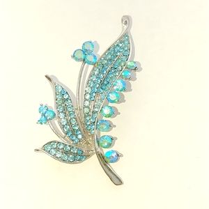 Brooch Aqua/turquoise floral/leafy NWT